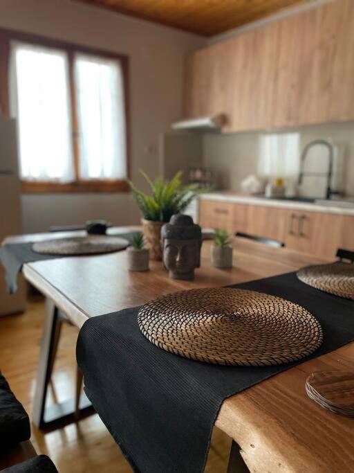 Appartement Politis' Wooden House à Vasilikí Extérieur photo
